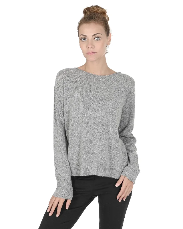 Casual Chic Crown of Edinburgh Cashmere Women's Cashmere Boatneck Sweater for Women in Grigio Peltro - M Casual Chic Crown of Edinburgh Cashmere Women's Cashmere Boatneck Sweater for Women in Grigio Peltro - M